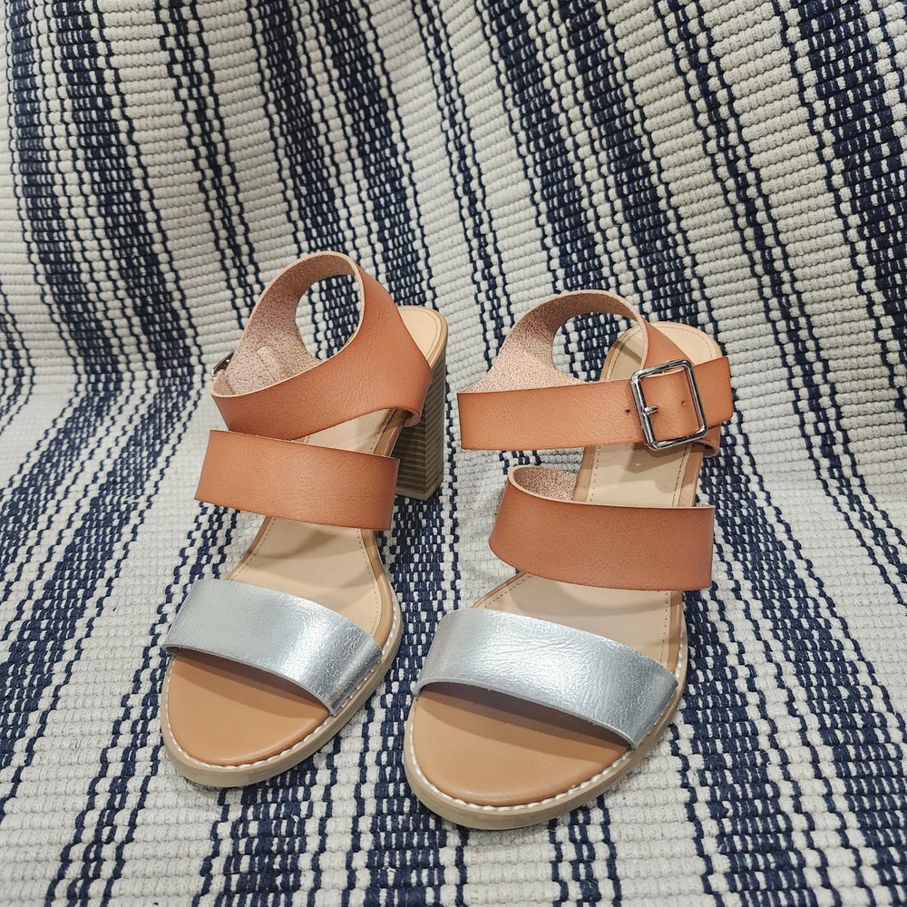 Old Navy Womens Block Heel Sandals Brown Silver Multi Strap Buckle Size 9